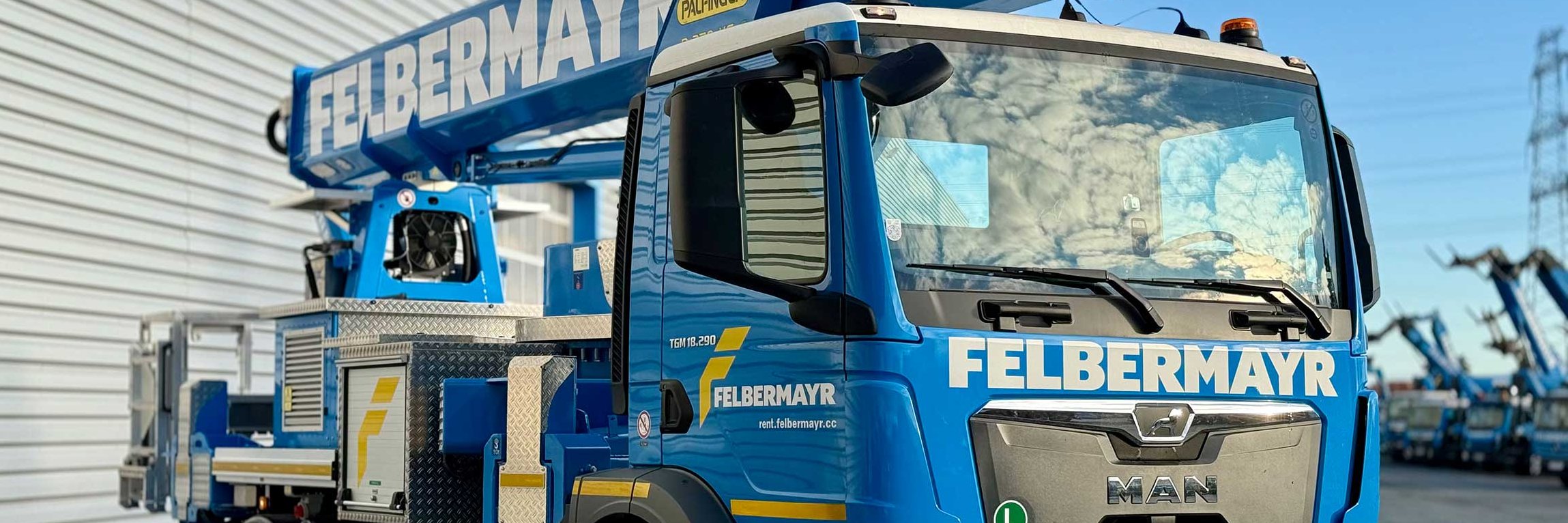 Emissionsarme 37 Meter Lkw-Bühne mieten Slider