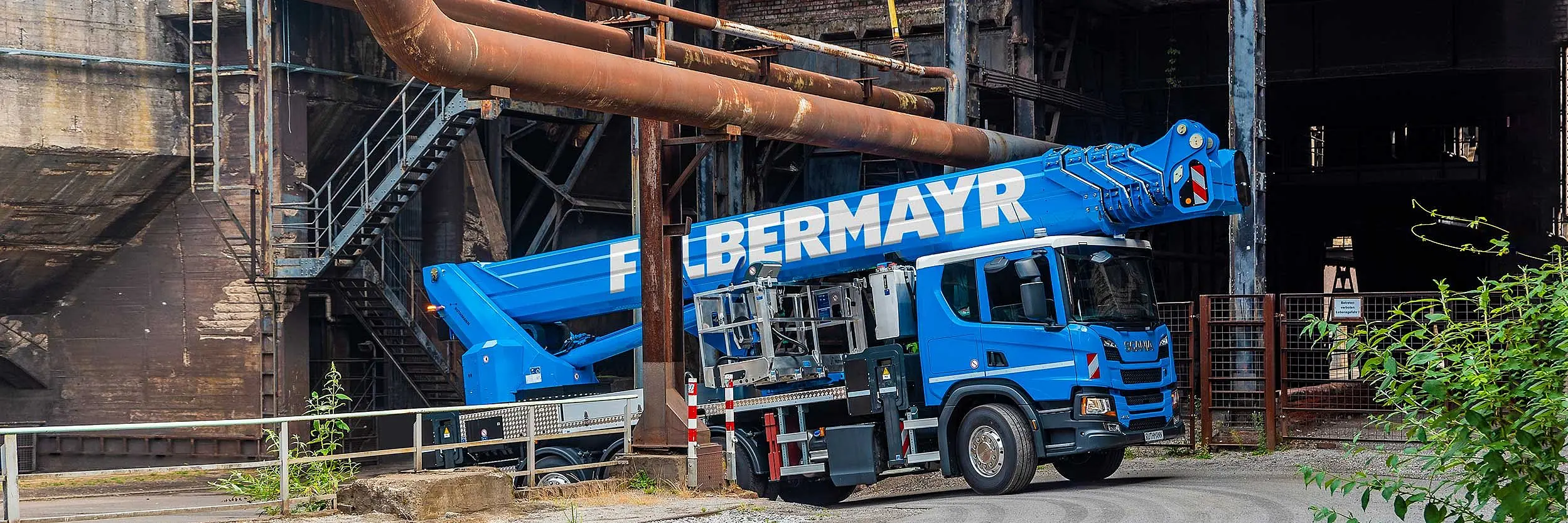 Lkw-Bühnen für extreme Höhen mieten Slider