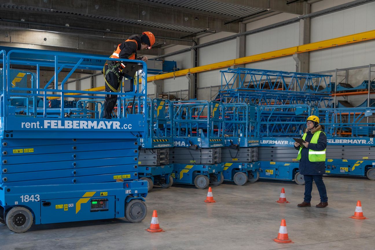 Einweisung im Rahmen einer IPAF Schulung