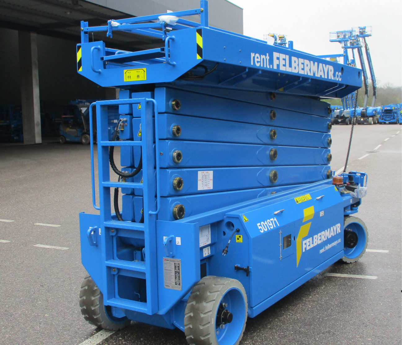 Neuzugang Felbermayr Mietflotte: Batteriebetriebene Scherenbühne F-19 BS für Arbeiten in Höhen bis zu 19 Metern